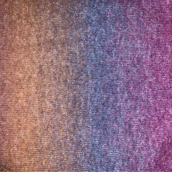 Old Navy Gradient Sweater - Picture 4 of 4